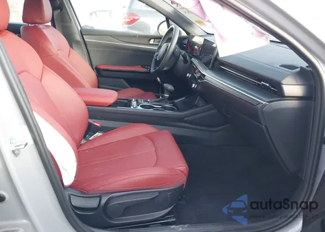 2026 Kia K5 Gt-Line Fwd z USA, uszkodzony, nr VIN KNAG64J7XT5424662